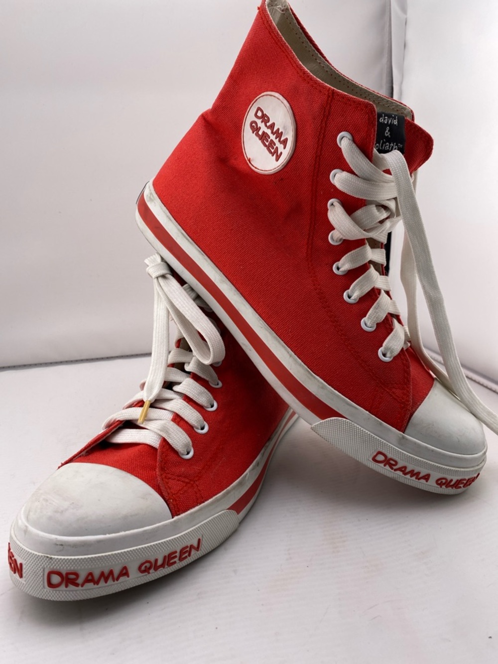 RARE David & Goliath Drama Queen Red High-Top Canvas Sneakers 10 ❤️❤️